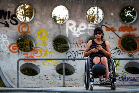 Lisa Schmidt - wheelchair skater
