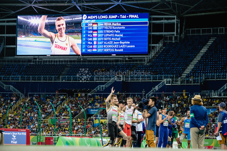 Markus Rehm wins gold in long jump