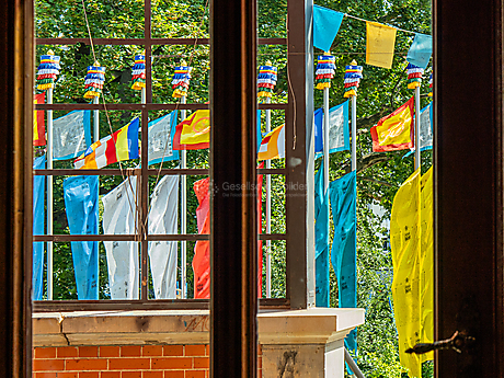 Beyond The Frame: Young Perspectives on Diversity in Faith