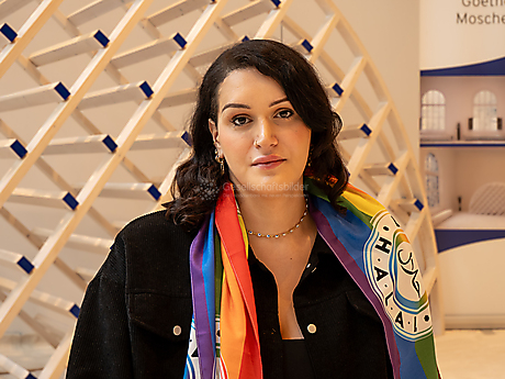 Portrait Berfin Celebi | Beyond The Frame: Young Perspectives on Diversity in Faith